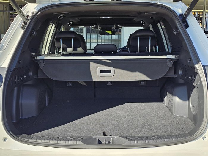 2025 Subaru Forester Touring S6 MY26 AWD Crystal White