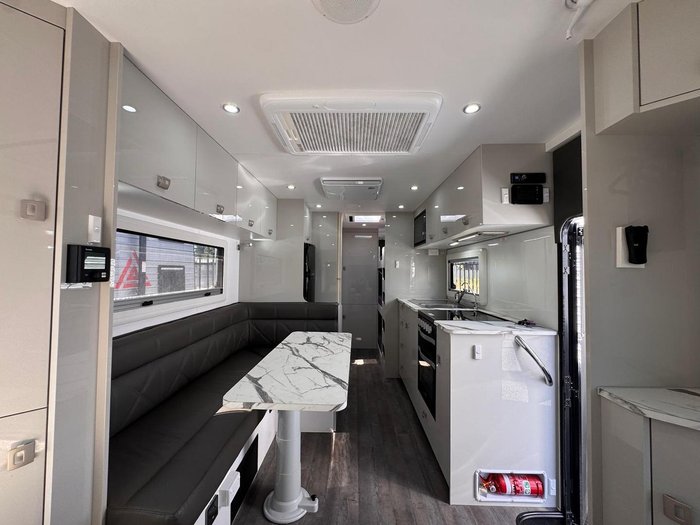 2022 JB Caravans Dreamline 22' Front Door Family Bunk