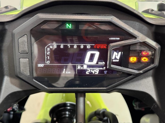2025 Kawasaki Ninja 500 (EX500G) Ninja Green