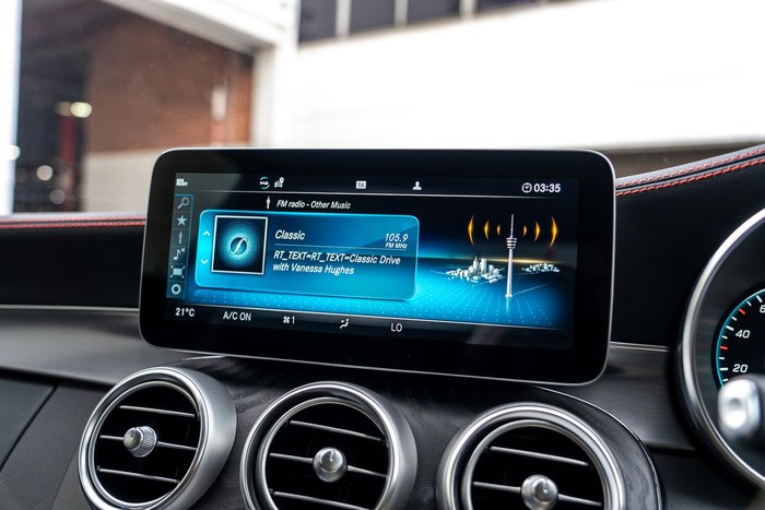 2022 Mercedes-Benz C-Class C300