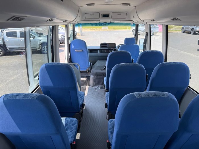 2022 Fuso Rosa Deluxe 25 Seater