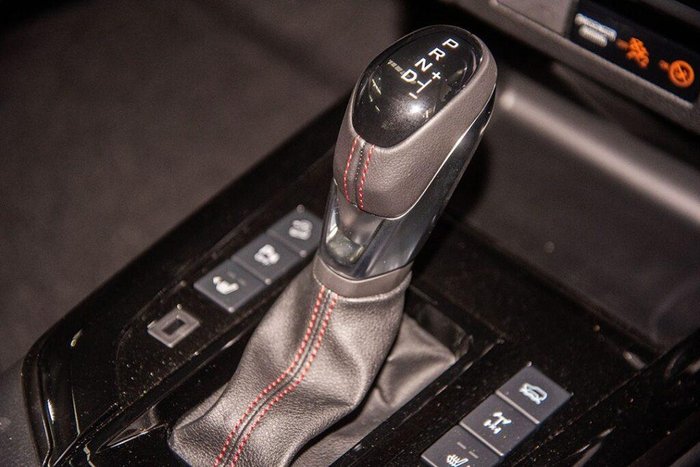 2025 Isuzu D-MAX X-TERRAIN