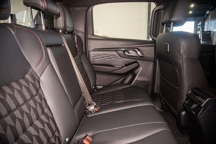 2025 Isuzu D-MAX X-TERRAIN