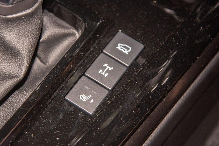 2025 Isuzu D-MAX X-TERRAIN