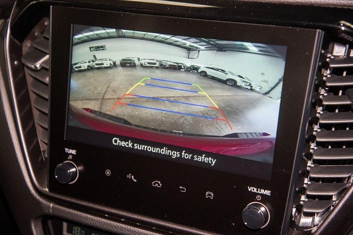 2025 Isuzu D-MAX X-TERRAIN