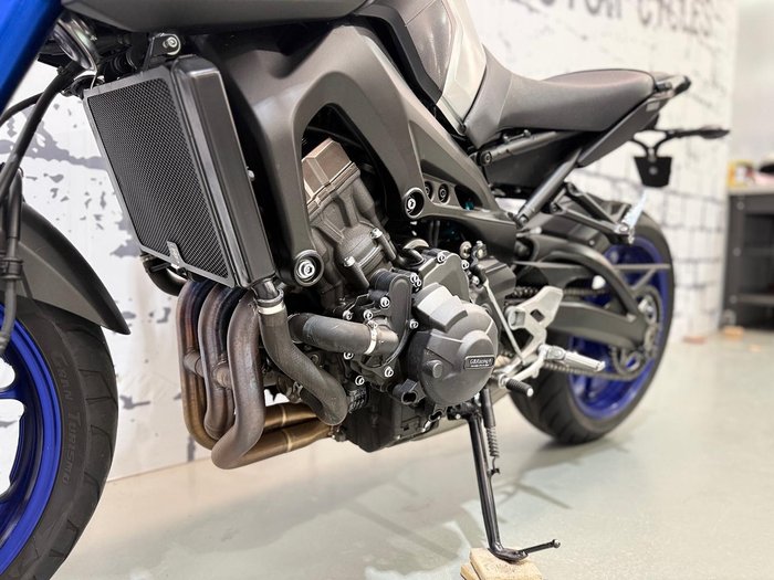 2016 Yamaha MT-09 MT Silver