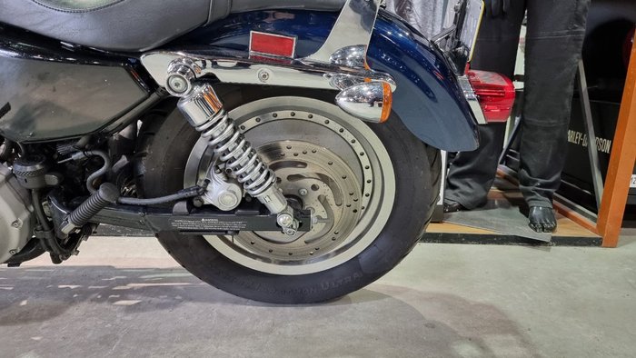 2004 Harley-davidson XL883C SPORTSTER CUSTOM Blue