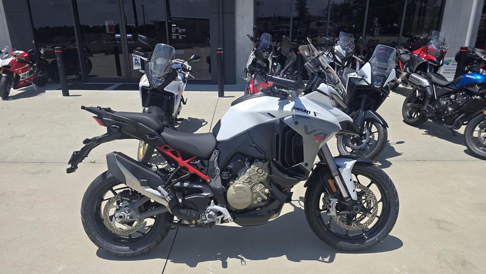 2025 Ducati Multistrada V4S Multistrada White