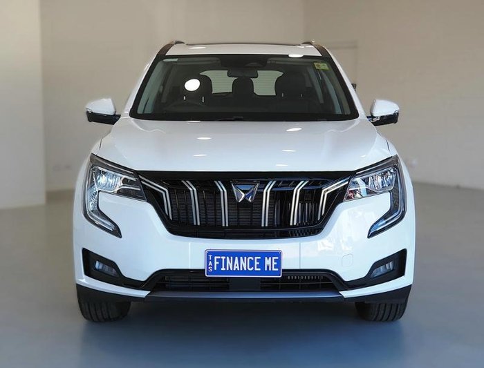 2025 Mahindra XUV700 AX7L