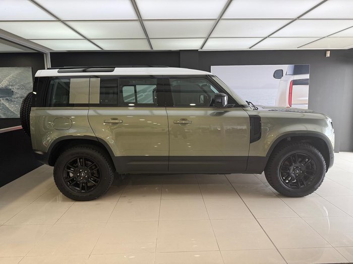 2025 Land Rover Defender 110 D250 S
