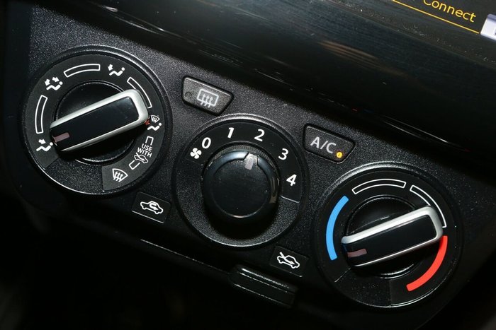 2019 Suzuki Swift GL Navigator