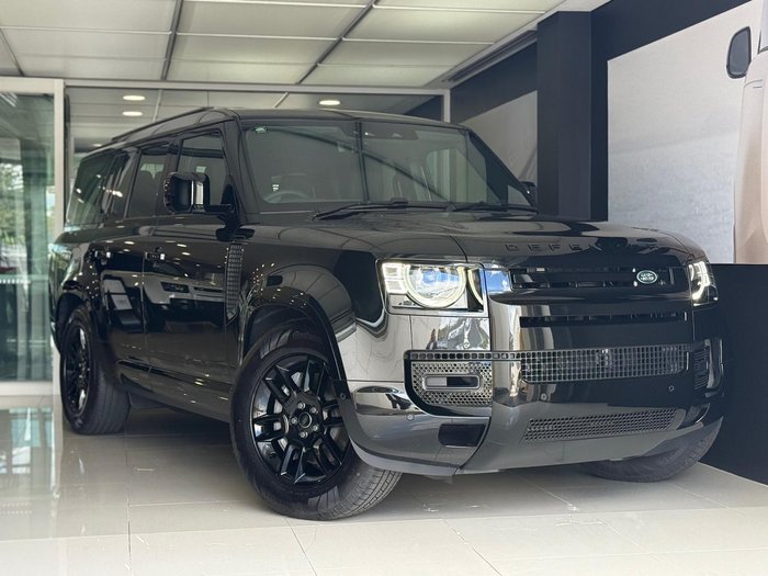 2025 Land Rover Defender 130 P400 X-Dynamic SE