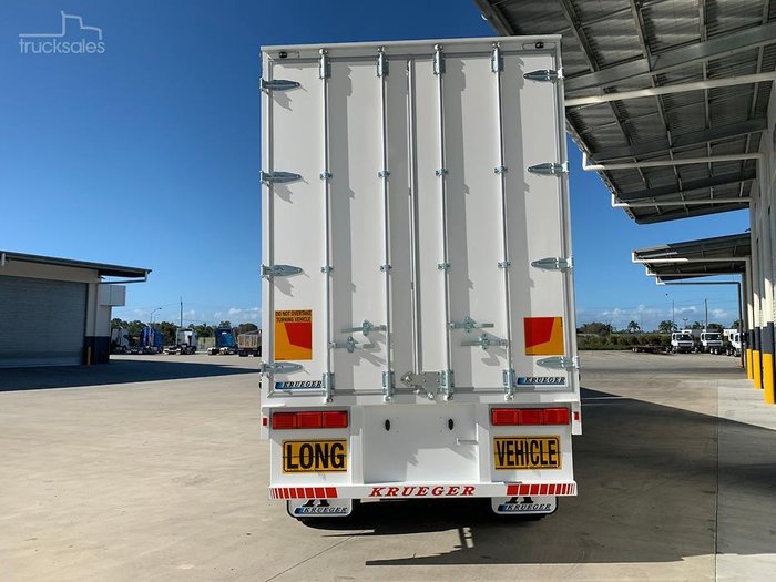 2026 Krueger Curtainsider
