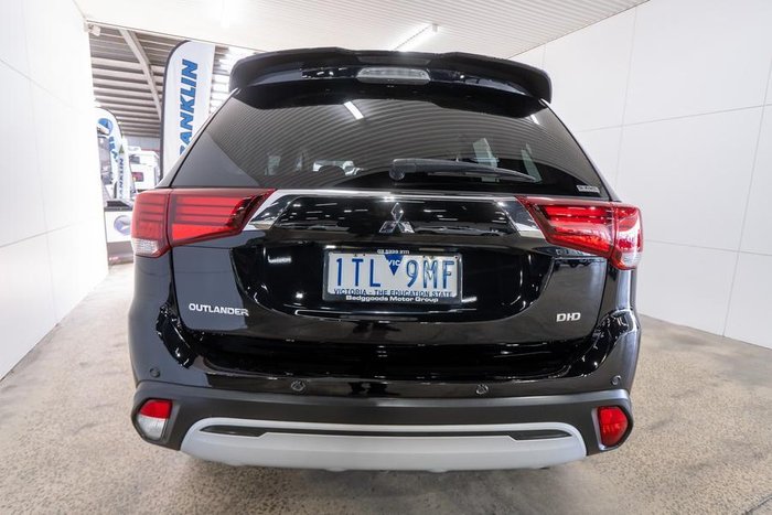 2021 Mitsubishi Outlander LS