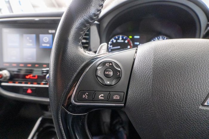 2021 Mitsubishi Outlander LS