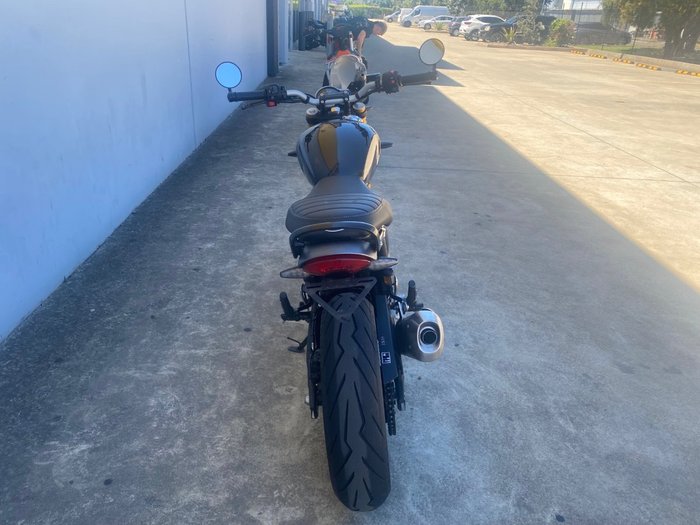 2023 Triumph SPEED 400 Black