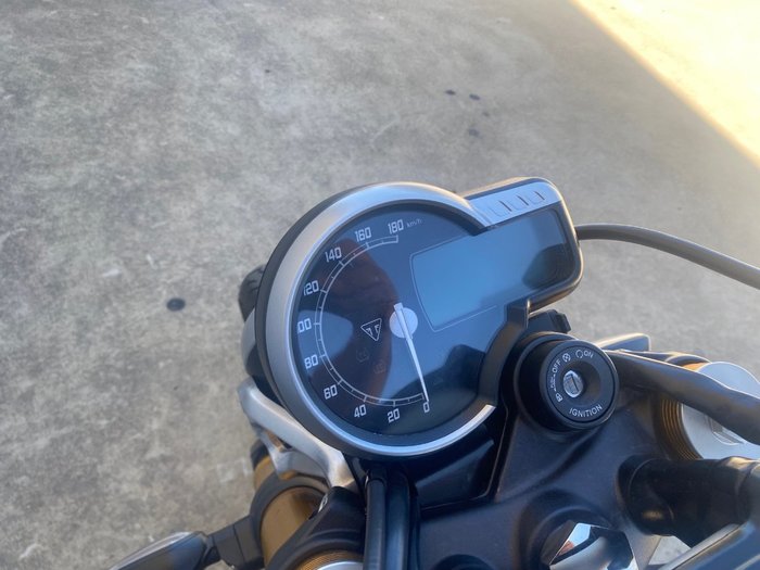 2023 Triumph SPEED 400 Black