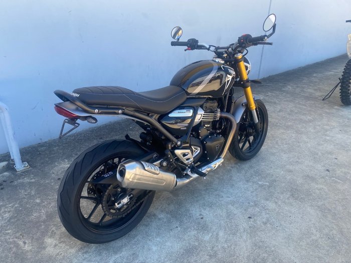 2023 Triumph SPEED 400 Black