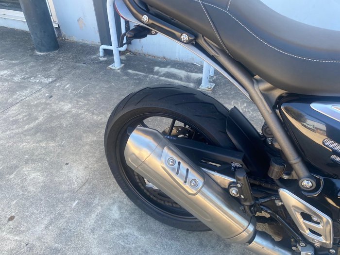 2023 Triumph SPEED 400 Black