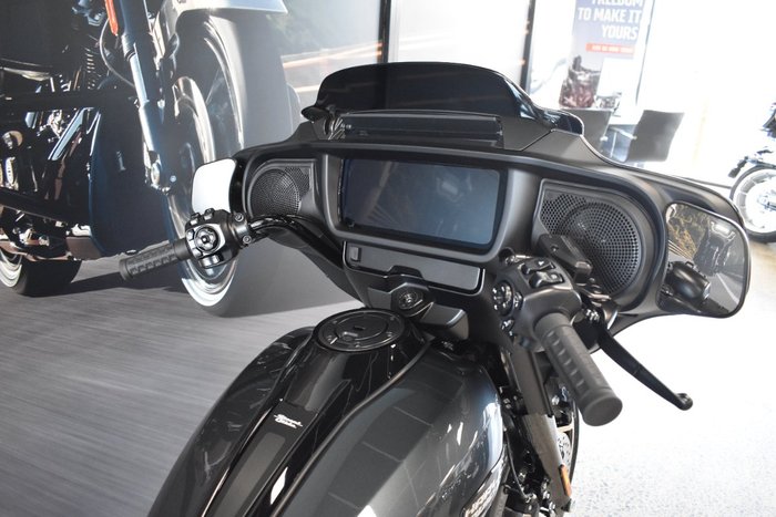 2025 Harley-davidson FLHX STREET GLIDE (117) Iron Horse Metallic