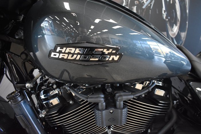 2025 Harley-davidson FLHX STREET GLIDE (117) Iron Horse Metallic