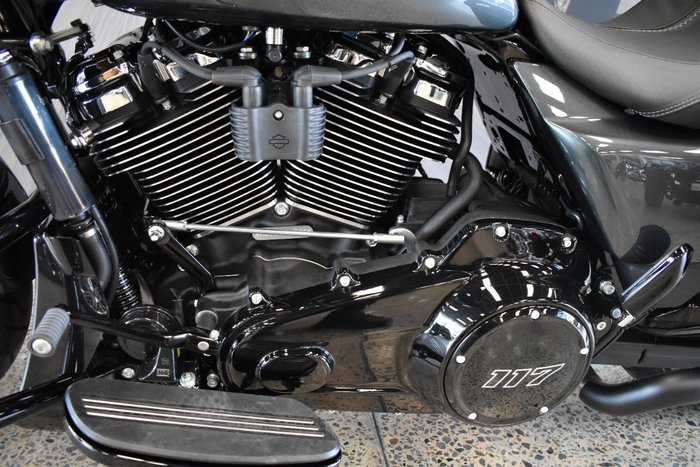 2025 Harley-davidson FLHX STREET GLIDE (117) Iron Horse Metallic