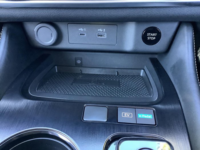 2025 Nissan X-TRAIL ST-L e-POWER