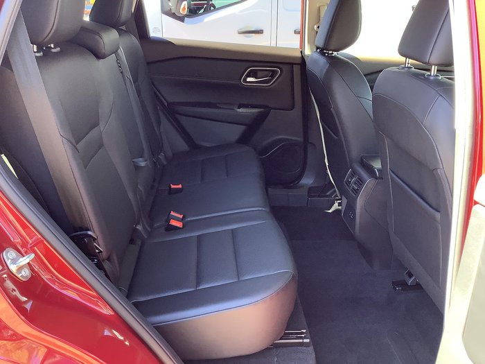 2025 Nissan X-TRAIL ST-L e-POWER