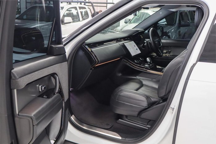 2023 Land Rover Range Rover Sport D250 SE L461 MY23 AWD Fuji White