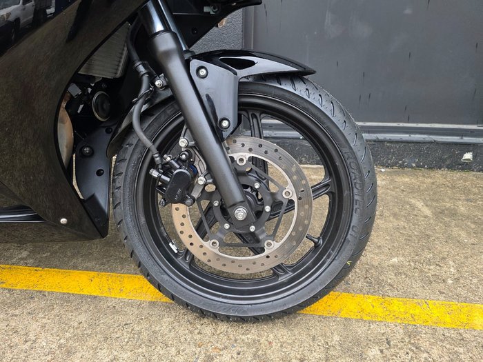 2016 Honda CBR300R BLACK