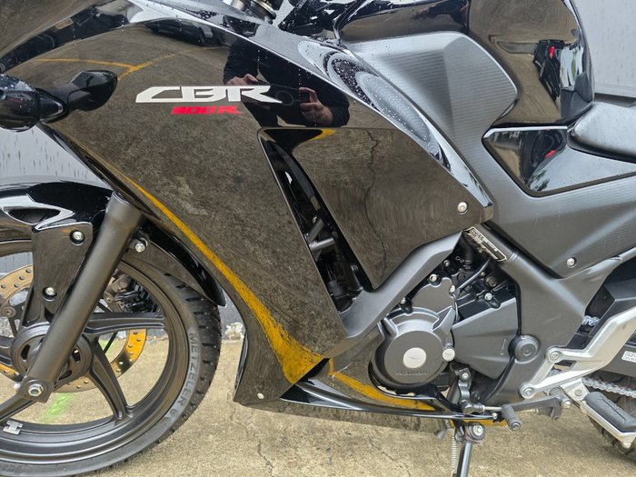 2016 Honda CBR300R BLACK