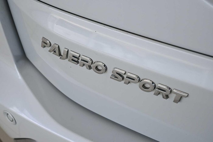 2024 Mitsubishi Pajero Sport GLS