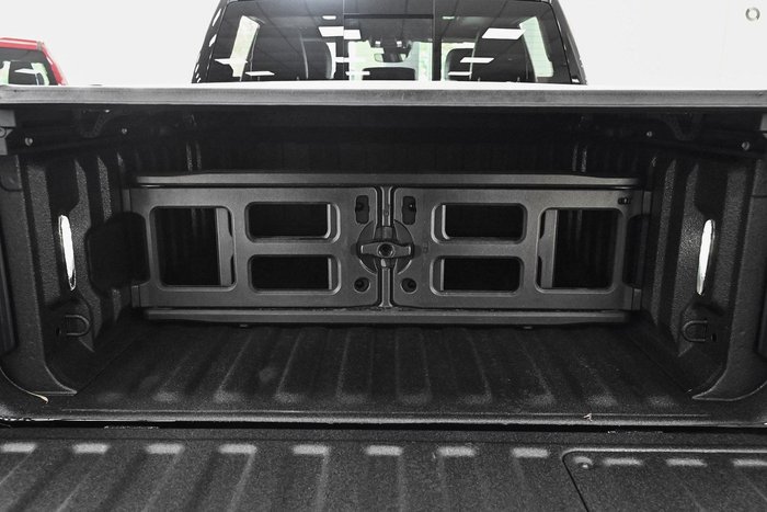 2025 RAM 1500 Laramie Sport Hurricane SO RamBox DT MY25 4X4 Dual Range Diamond Black