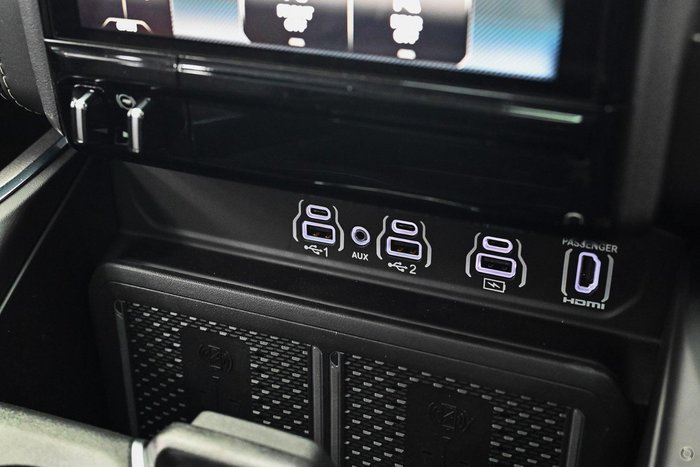 2025 RAM 1500 Laramie Sport Hurricane SO RamBox DT MY25 4X4 Dual Range Diamond Black