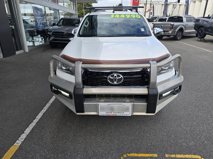 2019 Toyota Hilux SR5