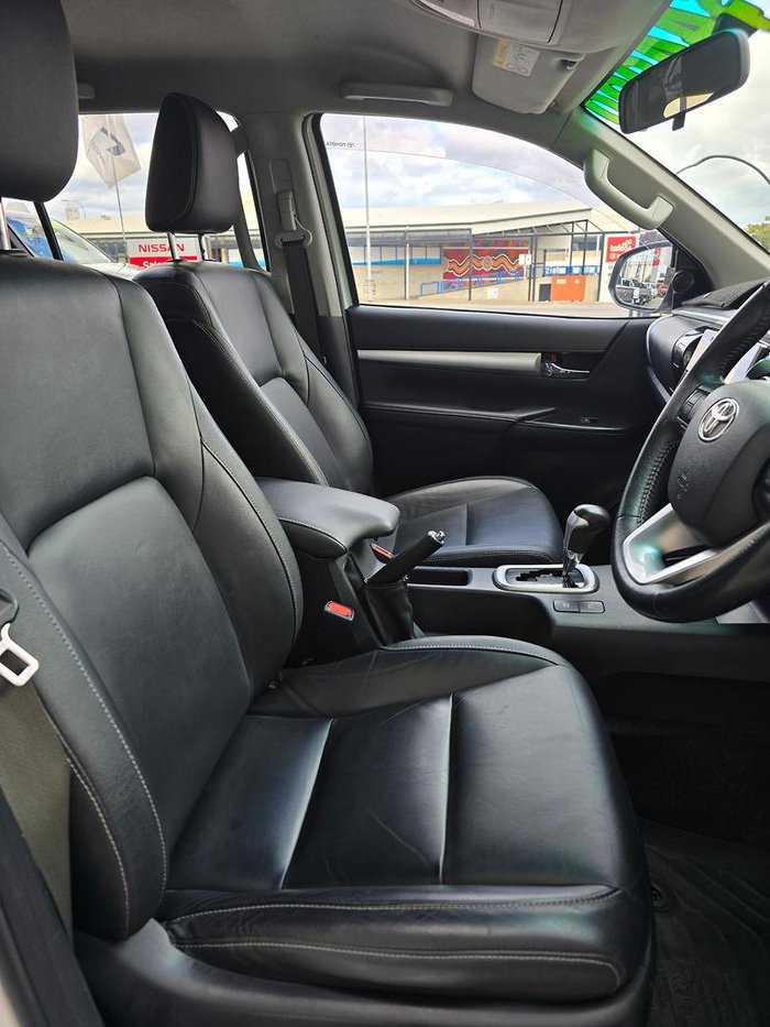 2019 Toyota Hilux SR5