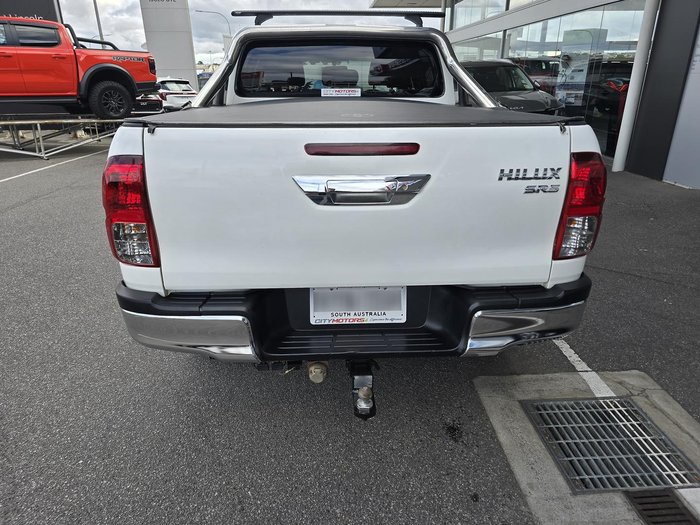 2019 Toyota Hilux SR5
