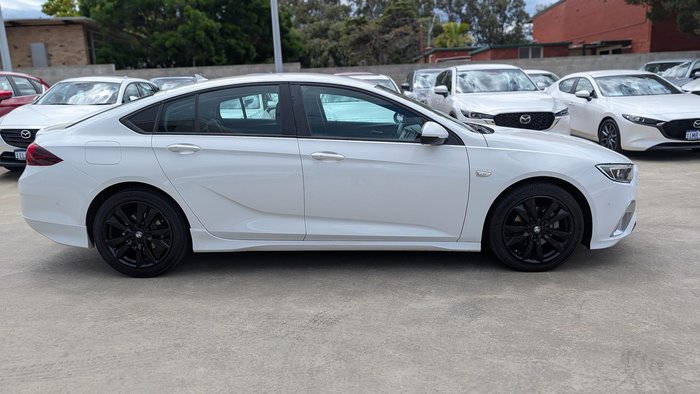 2018 Holden Commodore RS