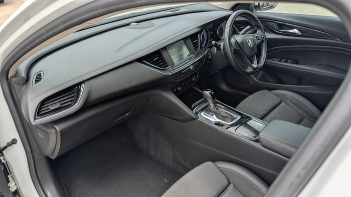 2018 Holden Commodore RS