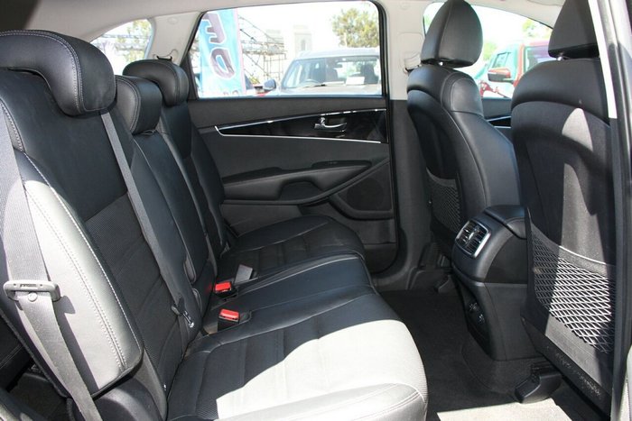 2019 Kia Sorento Black Edition