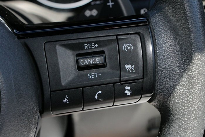 2023 Nissan X-TRAIL ST