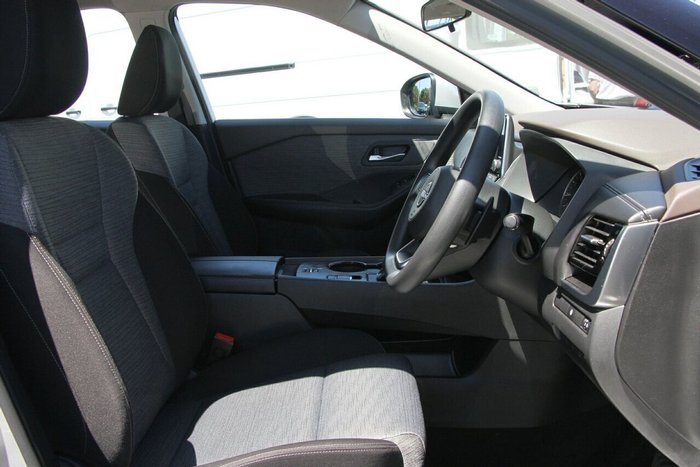 2023 Nissan X-TRAIL ST