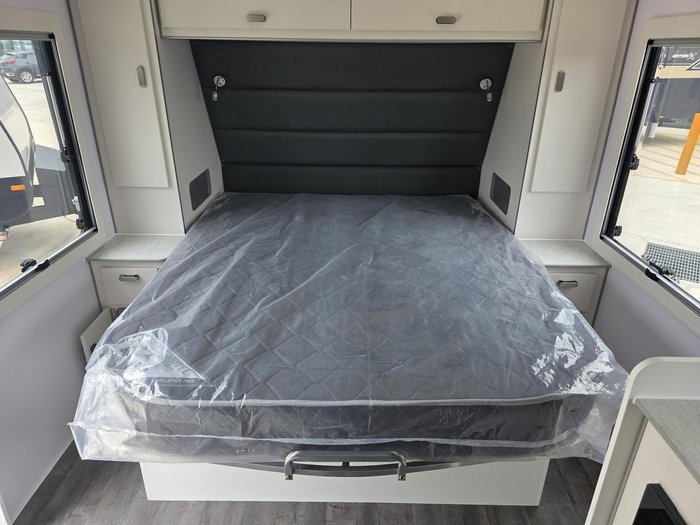 2025 JB Caravans Gator-X Ev 17'10 Fd Cafe