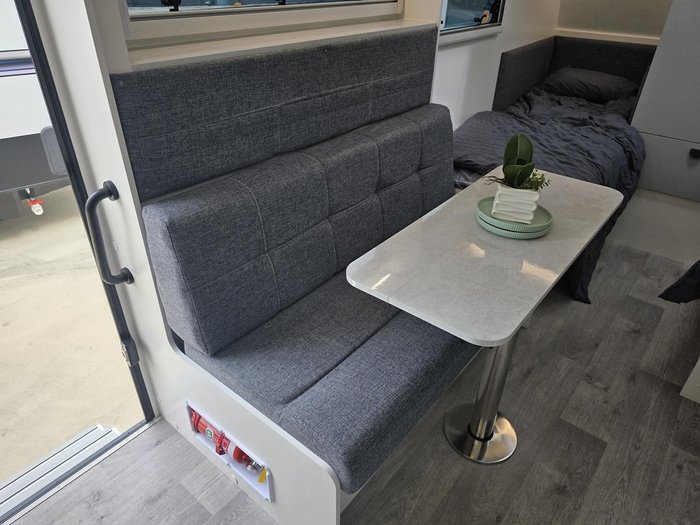 2025 Traveller Destination Track 13