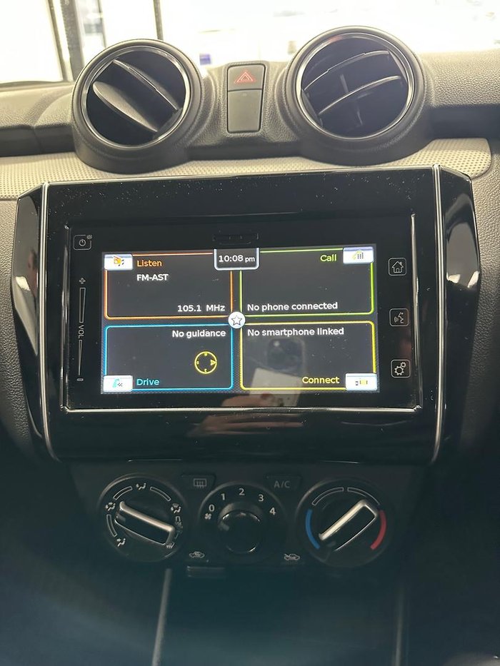 2017 Suzuki Swift GL Navigator AZ Premium Silver