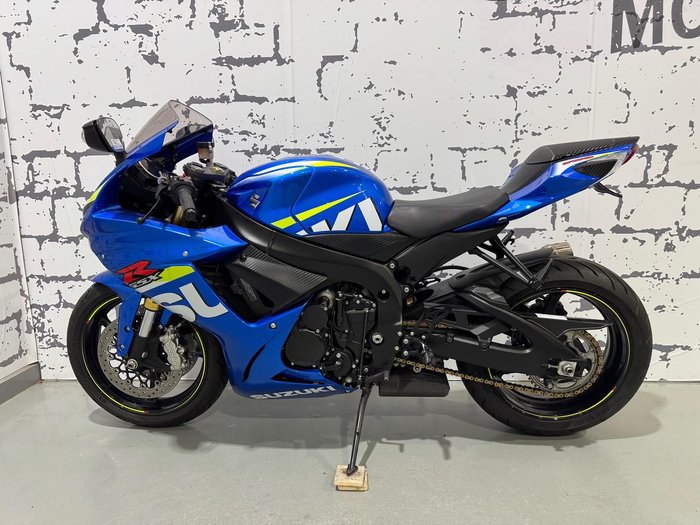 2015 Suzuki GSX-R750 GSX-R Blue