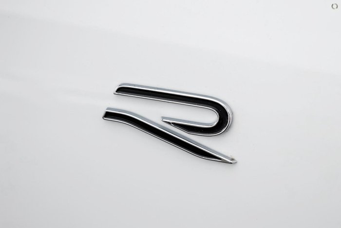 2025 Volkswagen Tiguan 195TSI R-Line CT MY25 Four Wheel Drive Pure White