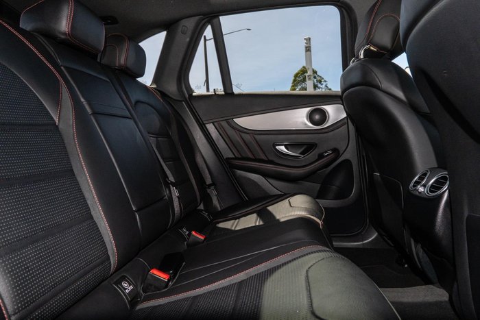 2022 Mercedes-Benz GLC-Class GLC300