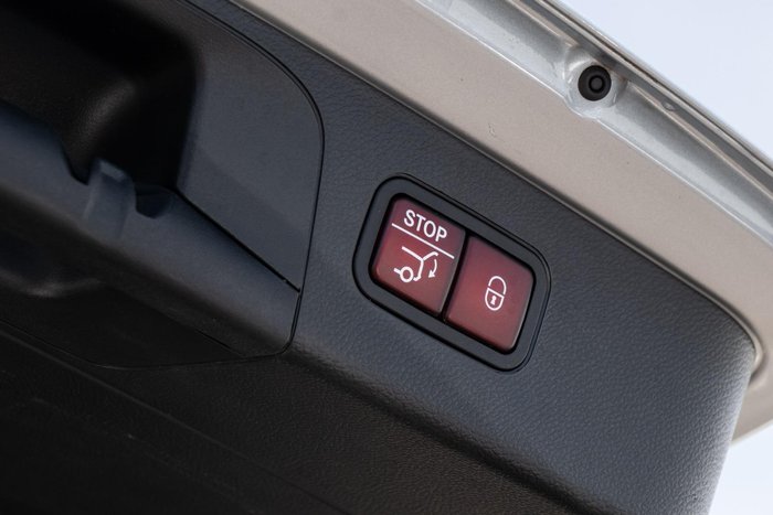 2022 Mercedes-Benz GLC-Class GLC300