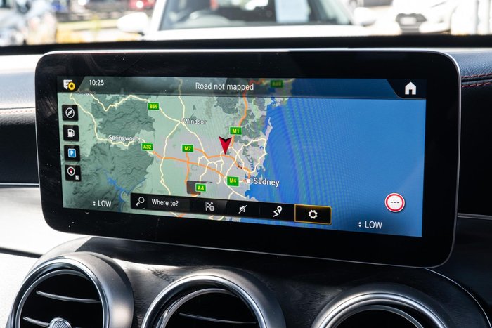 2022 Mercedes-Benz GLC-Class GLC300